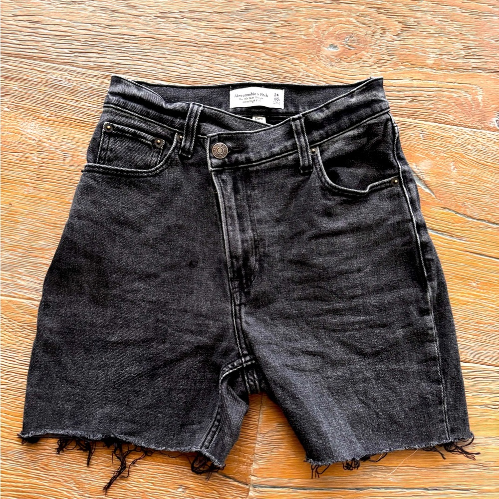 A&F Jean Shorts - Curve Love - 24